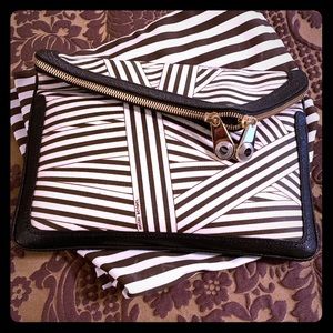Henri Bendel clutch purse/handbag